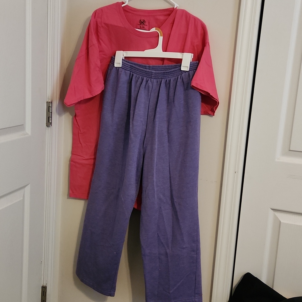 Alfred Dunner Purple Pants FOTL Pink Tee. Boo Monters Inc Costume L/XXL